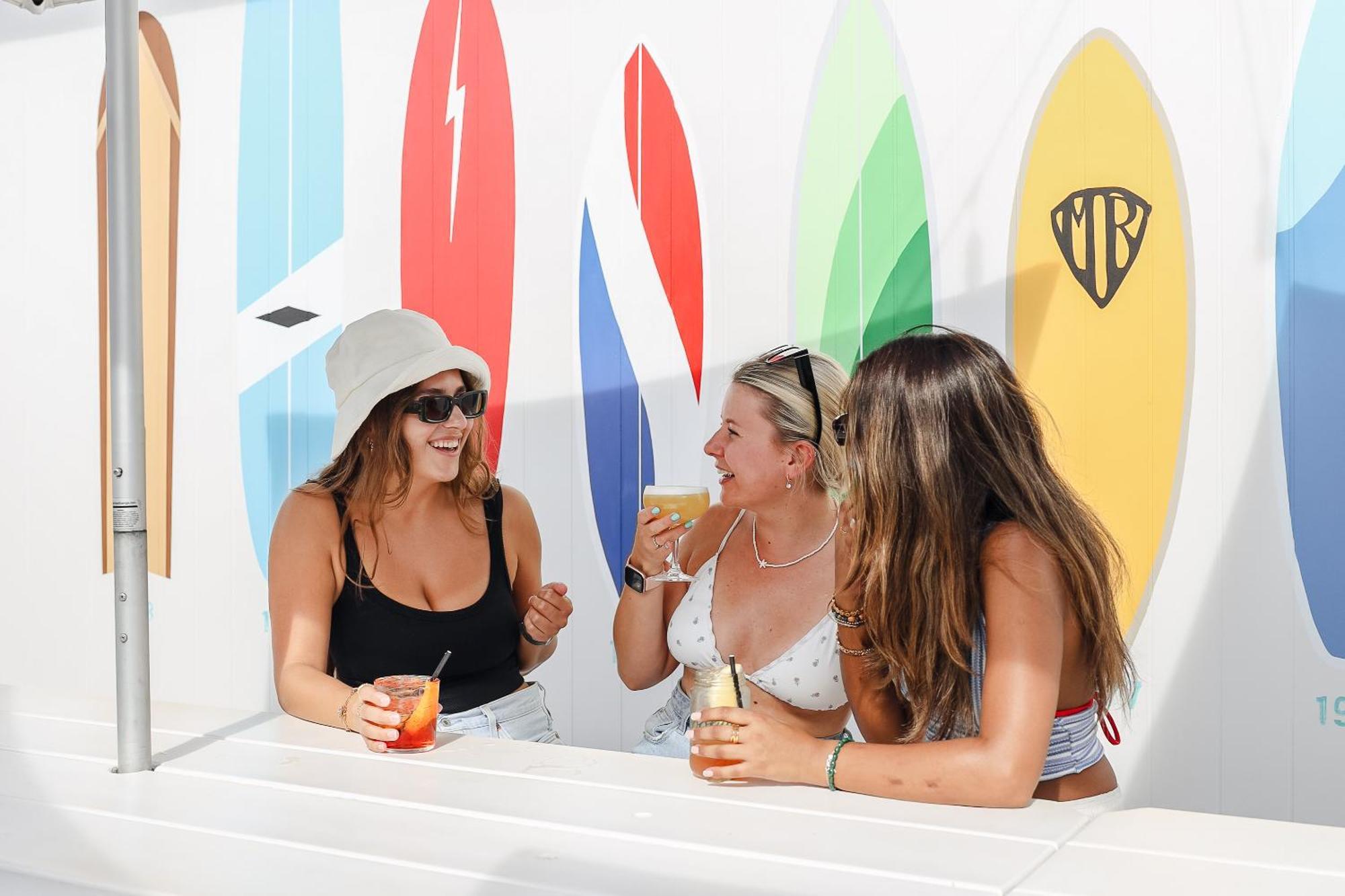 The Surf House Hostel Byron Bay Kültér fotó
